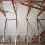 Ocieplanie pianą PUR a lekkość konstrukcji dachu – czy to dobre rozwiązanie?